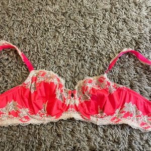 Pink Victoria secret bra 38D